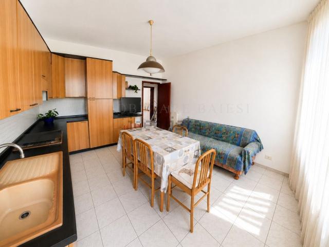 Appartamento in vendita di 138 m² in Via San Vitale Ovest