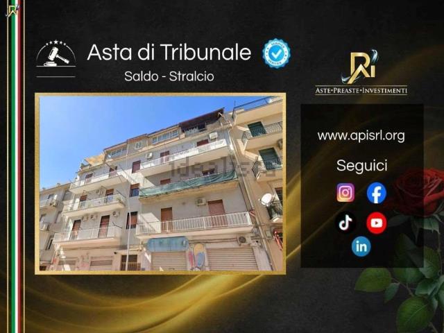 Appartamento in vendita di 138 m² in Via Senatore Sammartino, 68