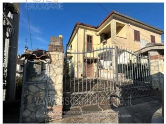 Appartamento in vendita di 138 m² in Via Starnelle, 5