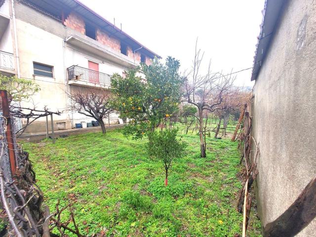 Appartamento in vendita di 138 m² in Via Papa Giovanni Ventitreesimo, 28