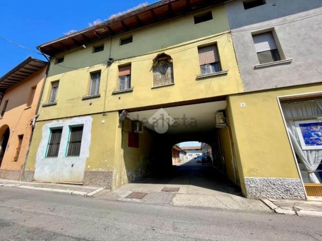 Appartamento in vendita di 138 m² in Via Roma, 50
