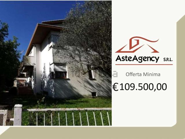 Appartamento in vendita di 138 m² in Via Rosa Zalivani, 17
