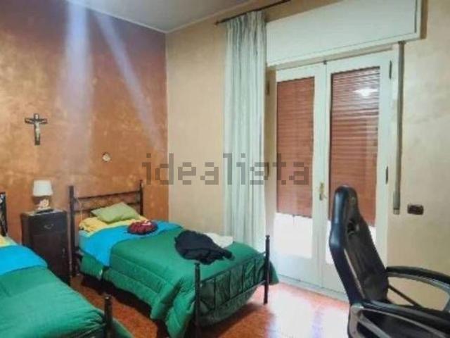 Appartamento in vendita di 138 m² in Via Ugo Foscolo, 22