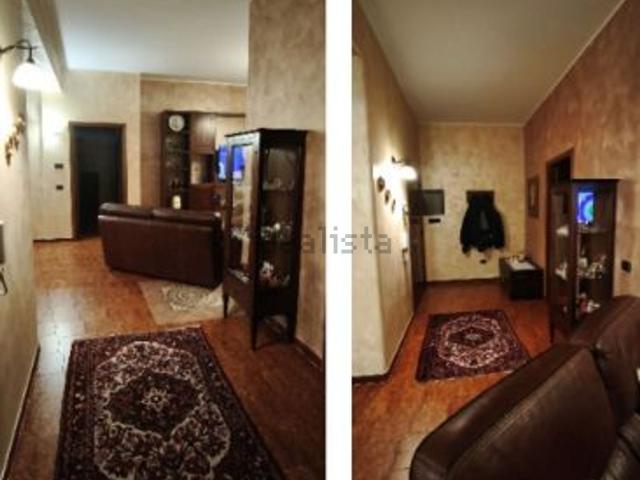 Appartamento in vendita di 138 m² in Via Ugo Foscolo