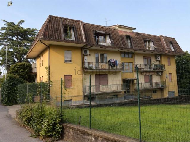 Appartamento in vendita di 138 m² in Via Ugo Petrucci, 5