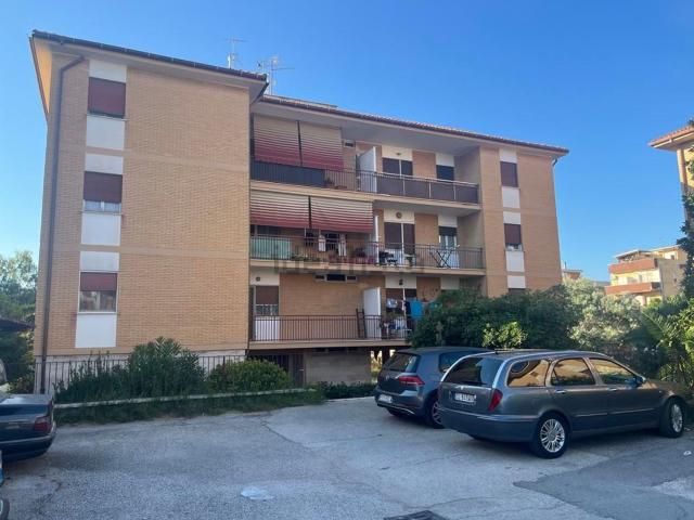 Appartamento in vendita di 138 m² in Via Varese, 7