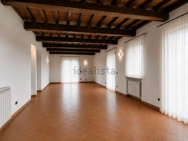 Appartamento in vendita di 138 m² in Via Veneto