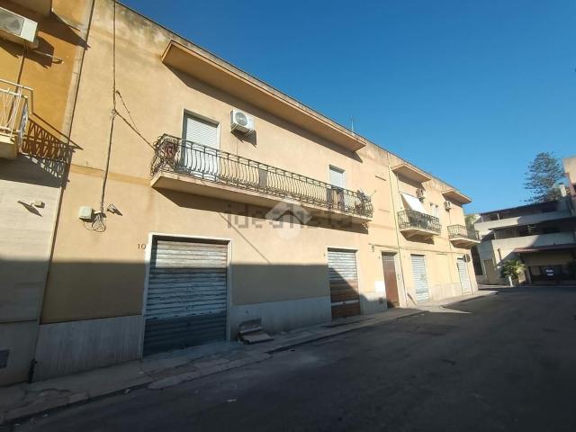 Appartamento in vendita di 138 m² in Via Verona, 6