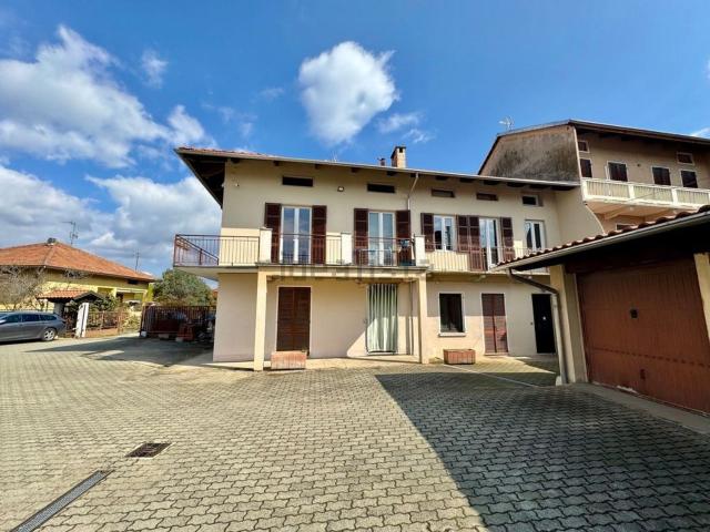 Appartamento in vendita di 138 m² in Via XXV Aprile, 30