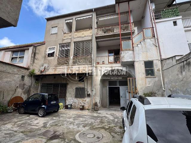 Appartamento in vendita di 138 m² in Vicolo Cazzillo, 1
