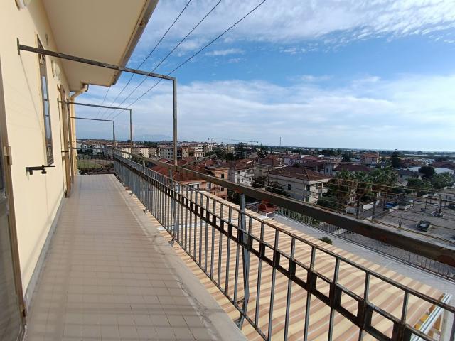 Appartamento in vendita di 138 m² in Corso Italia, 122