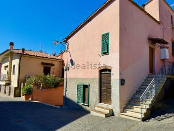 Appartamento in vendita di 138 m² in Piazza delle Mura