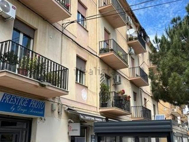 Appartamento in vendita di 138 m² in Piazza Martiri D&apos Ungheria, 9