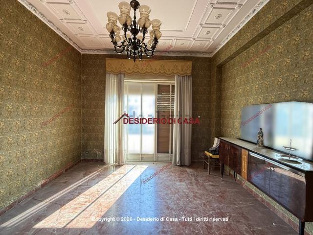 Appartamento in vendita di 139 m² in Via Angelo Musco, 12