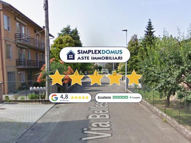 Appartamento in vendita di 139 m² in Via Borghi Don Pasquino