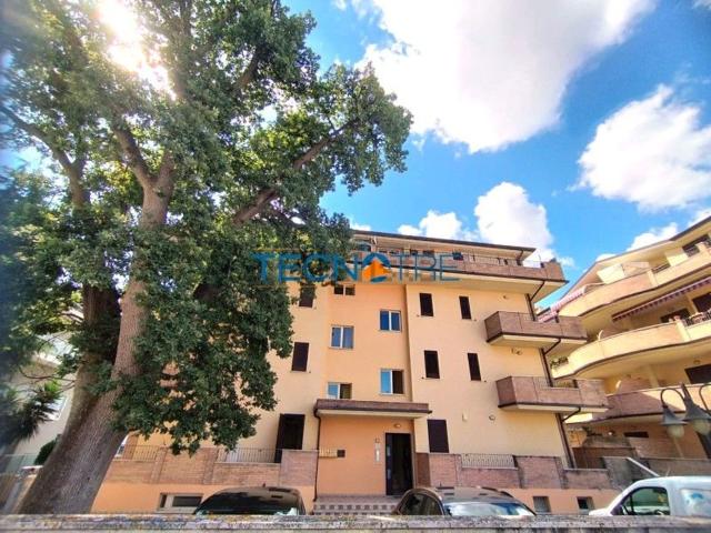 Appartamento in vendita di 139 m² in Via Gabriele D&apos Annunzio, 2