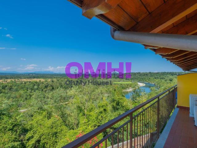 Appartamento in vendita di 139 m² in Via Giuseppe Mazzini, 27