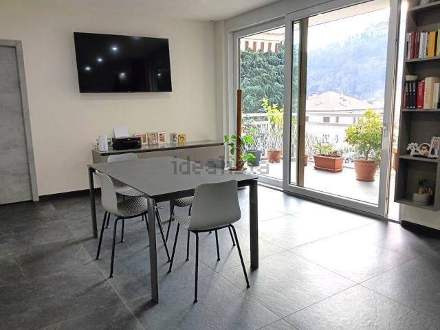 Appartamento in vendita di 139 m² in Via Gibellino, 35
