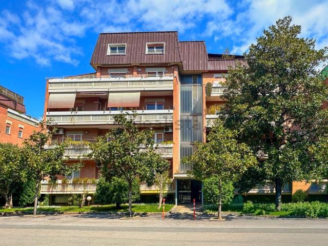 Appartamento in vendita di 139 m² in Via dei Volsci