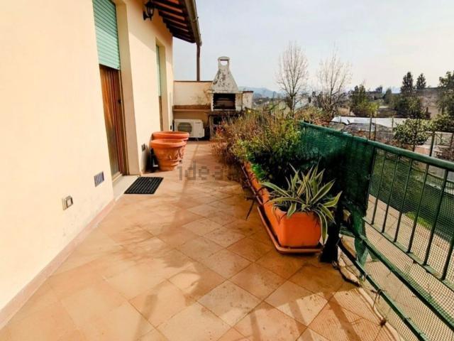 Appartamento in vendita di 139 m² in Via del Campo D&apos Arrigo