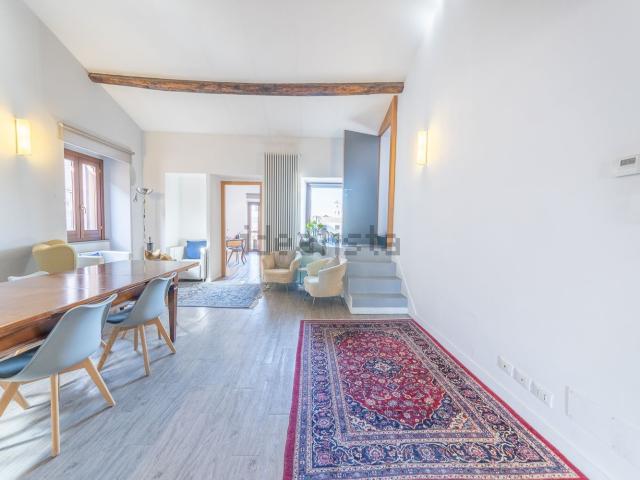Appartamento in vendita di 139 m² in Via del Colosseo