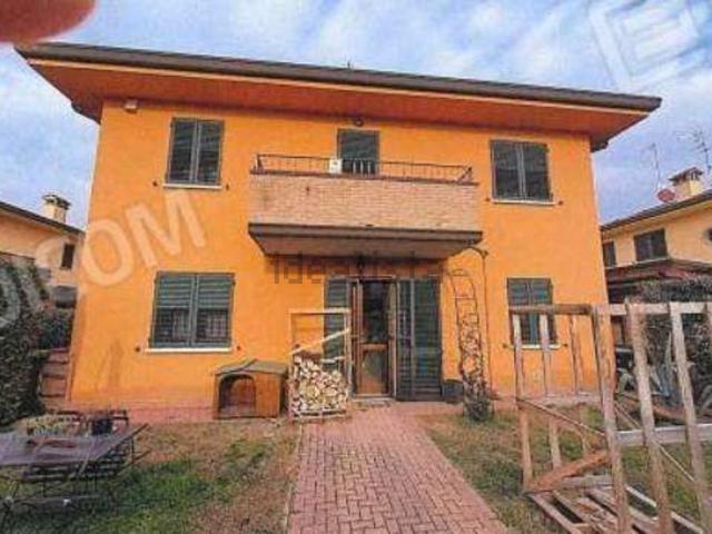 Appartamento in vendita di 139 m² in Via E. Baglioni
