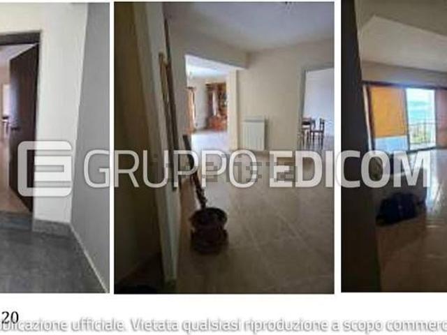Appartamento in vendita di 139 m² in Via Nazionale Pentimele