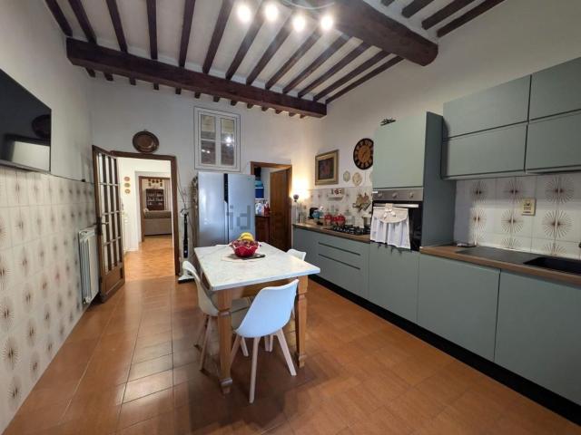 Appartamento in vendita di 139 m² in Via Nazionale