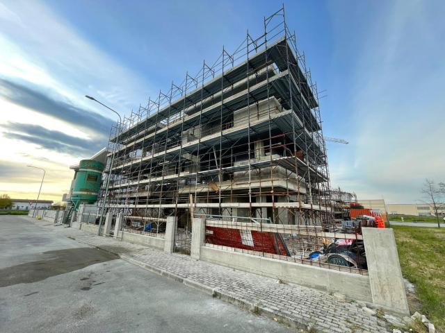 Appartamento in vendita di 139 m² in Via Socrate