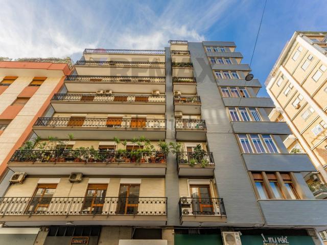 Appartamento in vendita di 139 m² in Via Prospero Petroni, 40
