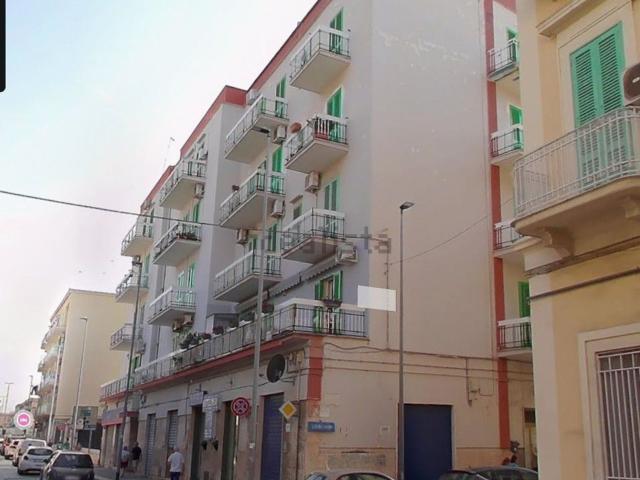 Appartamento in vendita di 139 m² in Via Tommaso Grossi
