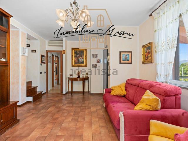 Appartamento in vendita di 139 m² in Via Valle, 20