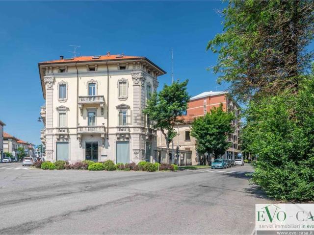 Appartamento in vendita di 139 m² in Via Venezia, 1