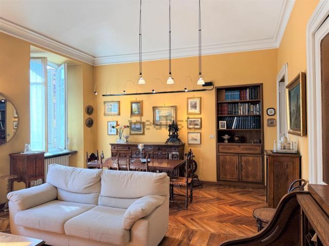 Appartamento in vendita di 139 m² in Piazza Statuto, 12