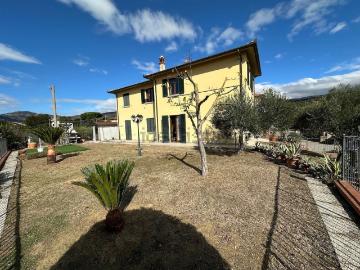 Appartamento in vendita di 140 m²