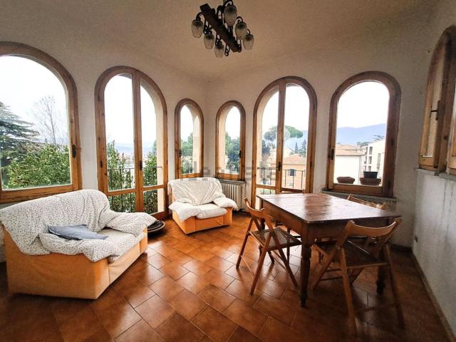 Appartamento in vendita di 140 m²