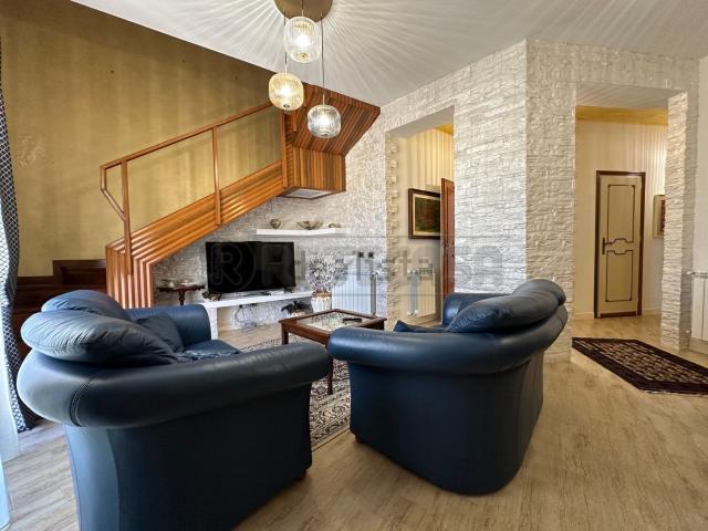Appartamento in vendita di 140 m²