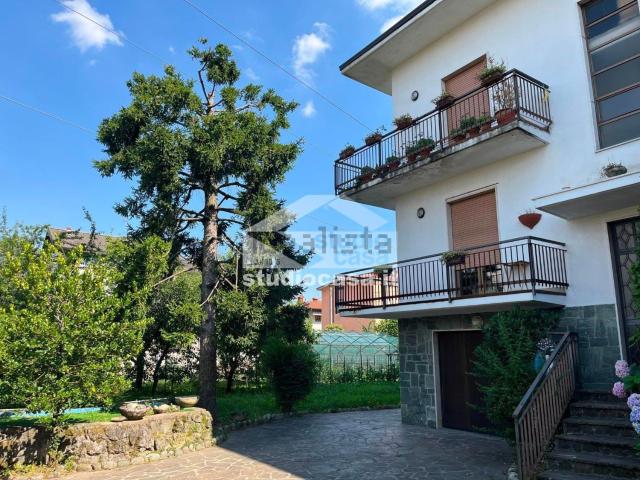 Appartamento in vendita di 140 m² in Via Antonio Vivaldi