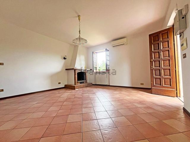 Appartamento in vendita di 140 m² in Via Colle Sapone, 17