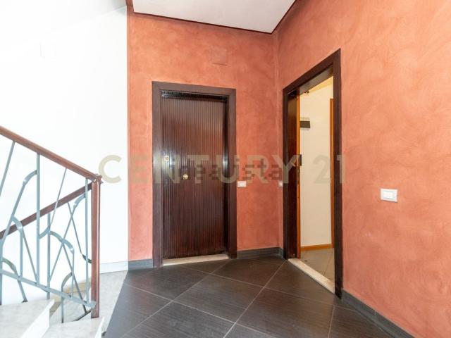 Appartamento in vendita di 140 m² in Via Convento del Carmine, 5