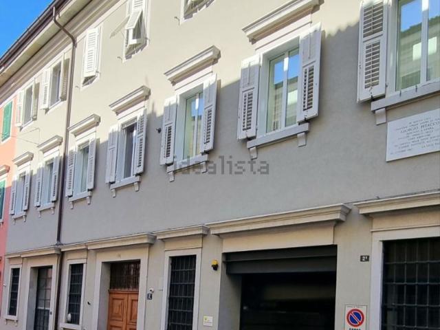 Appartamento in vendita di 140 m² in Via Corti, 2
