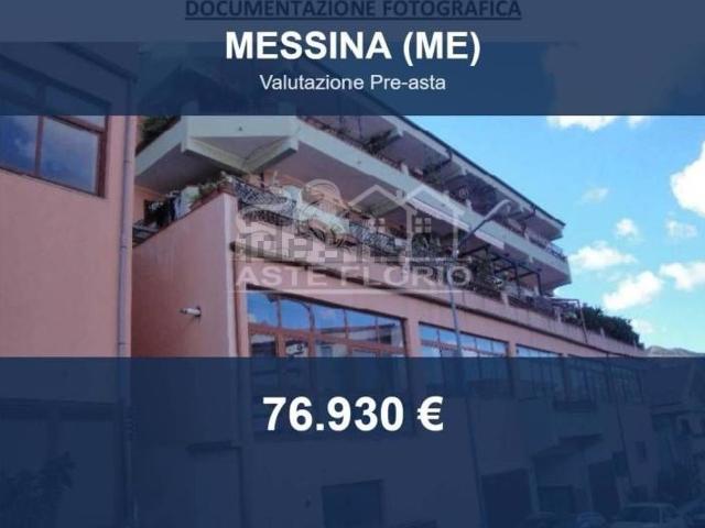 Appartamento in vendita di 140 m² in Via Catara Lettieri, 4