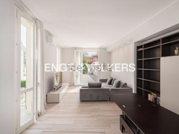 Appartamento in vendita di 140 m² in Via Cavour, 122