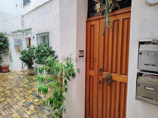 Appartamento in vendita di 140 m² in Via Camillo Benso Conte di Cavour