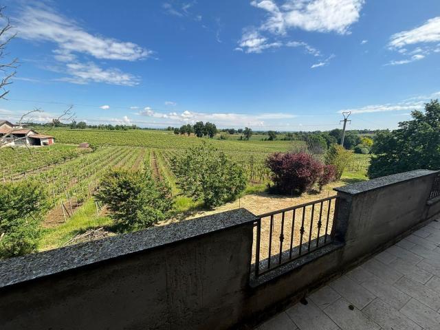 Appartamento in vendita di 140 m² in Via Campo dei Soldati