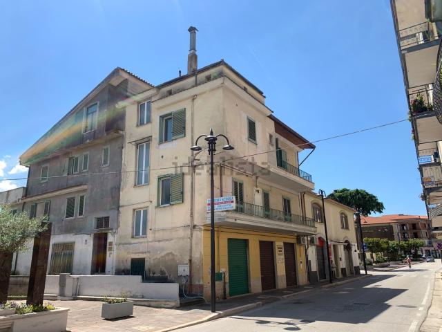 Appartamento in vendita di 140 m² in Via Campo La Scala