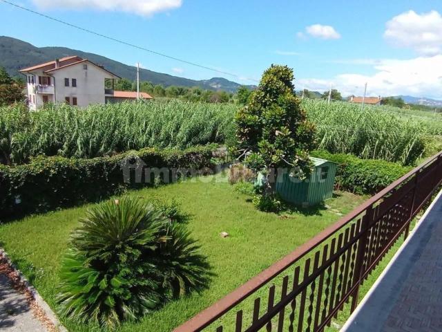Appartamento in vendita di 140 m² in Via Camponesto, 63
