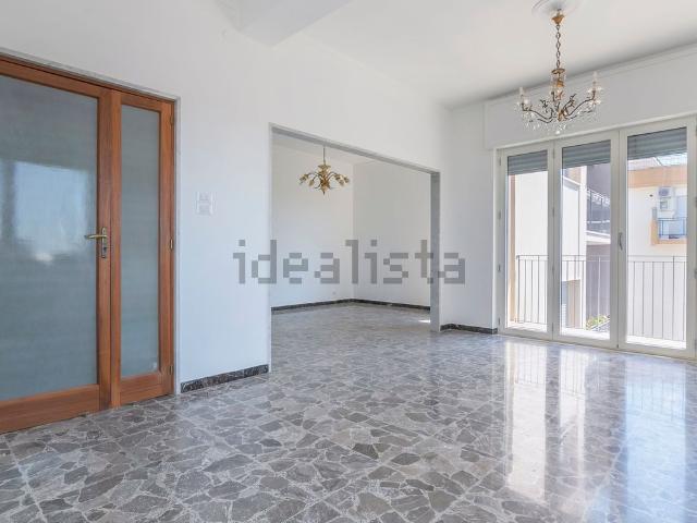 Appartamento in vendita di 140 m² in Via Campania, 13