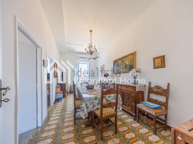 Appartamento in vendita di 140 m² in Via Cannetoli, 23