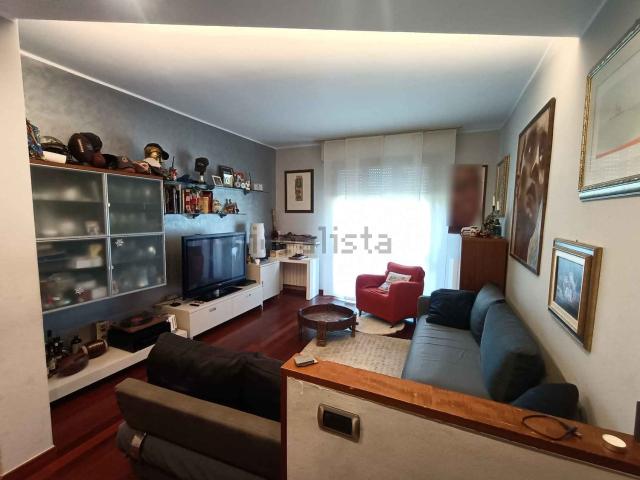 Appartamento in vendita di 140 m² in Via Cappelletta, 23